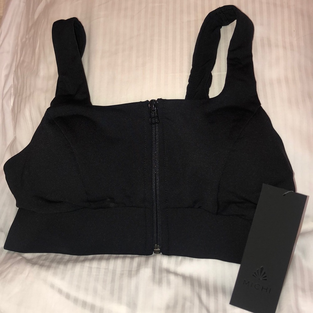 Michi zip up sports bra